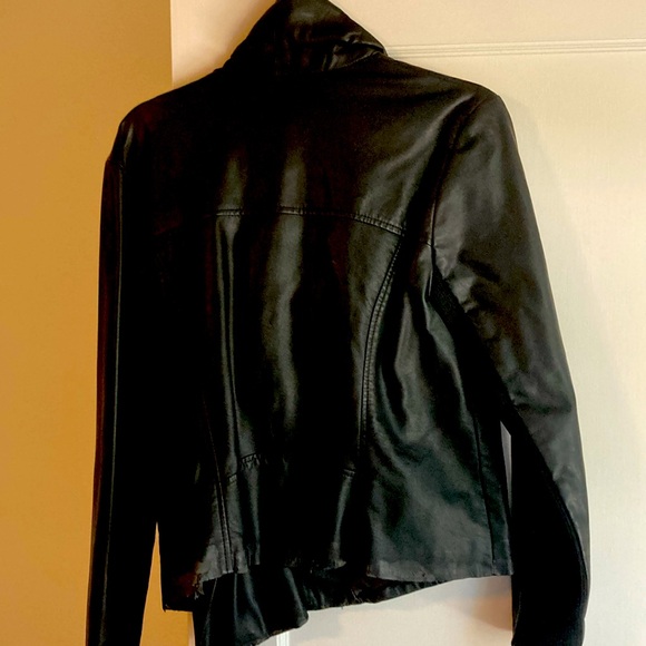BB DAKOTA LEATHER JACKET ! GOOD CONDITION - Picture 2 of 2